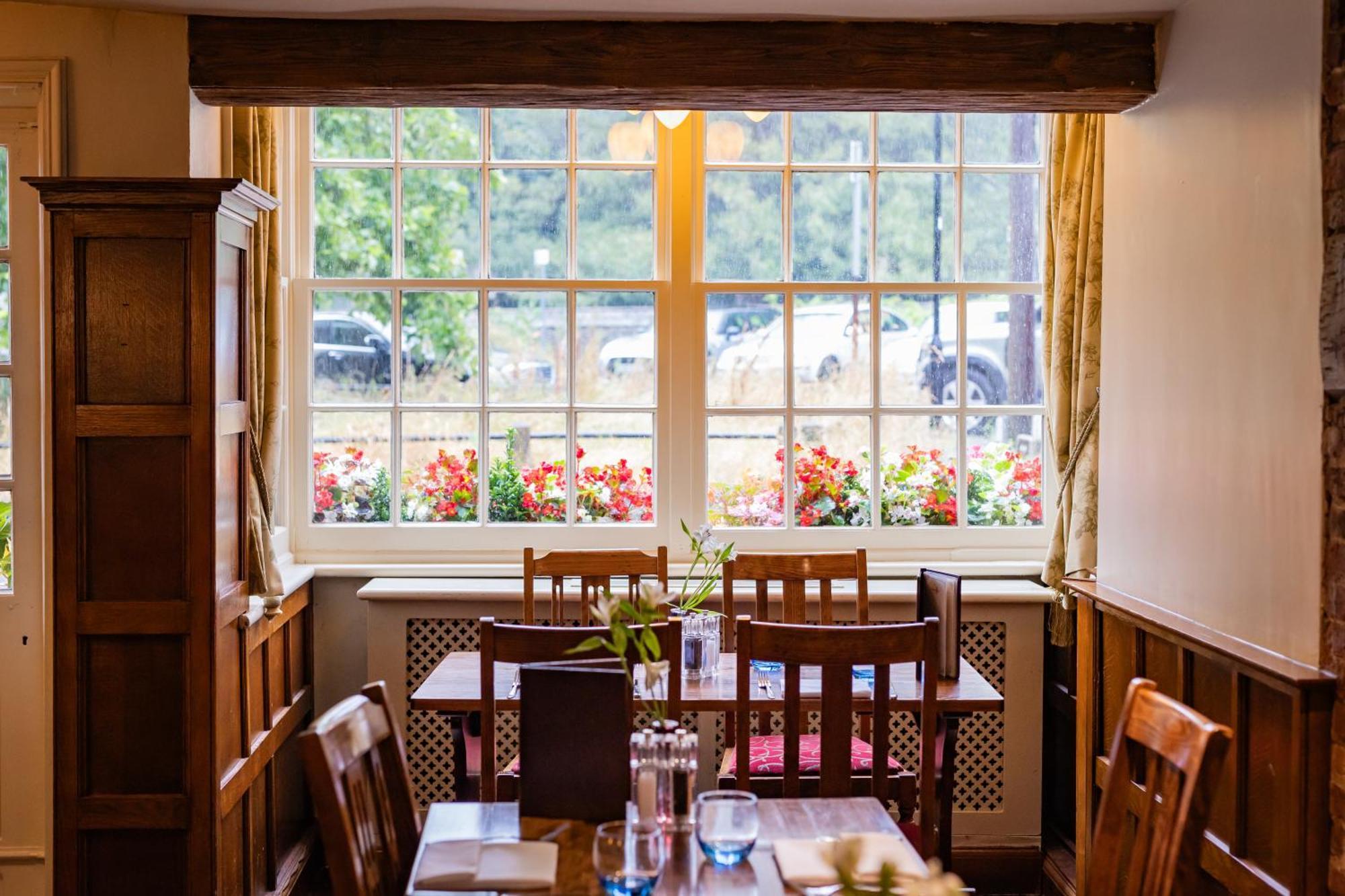 The Red Lion Hotel Hillingdon Luaran gambar