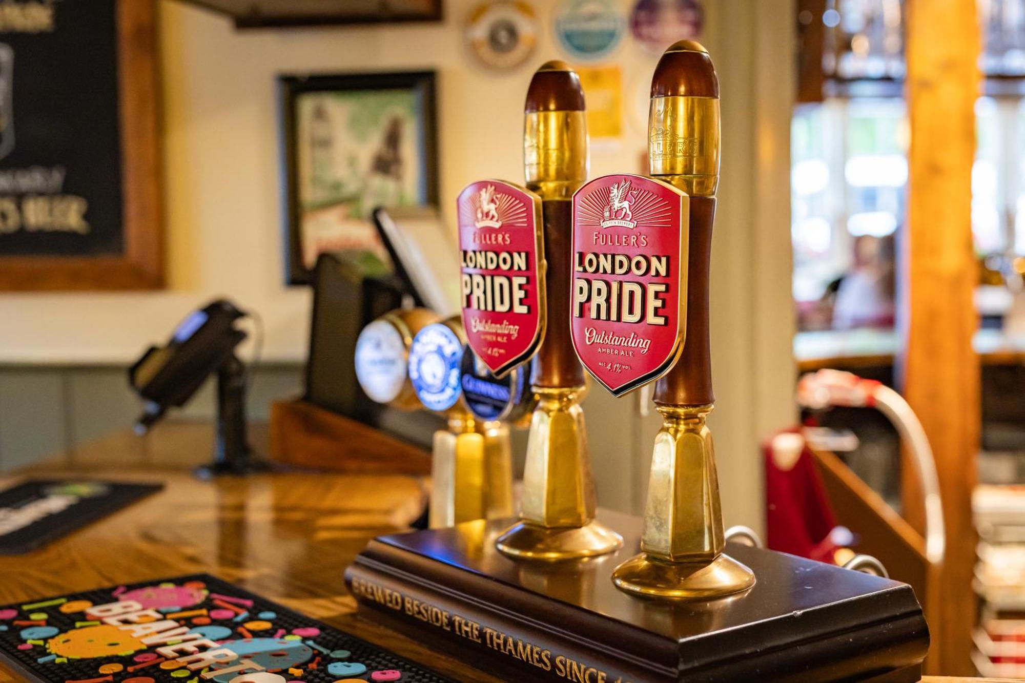 The Red Lion Hotel Hillingdon Luaran gambar
