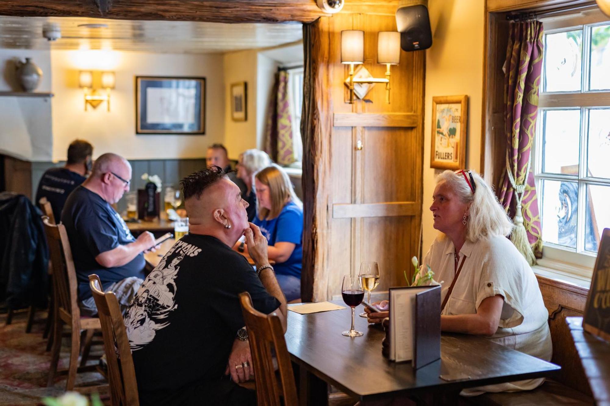 The Red Lion Hotel Hillingdon Luaran gambar