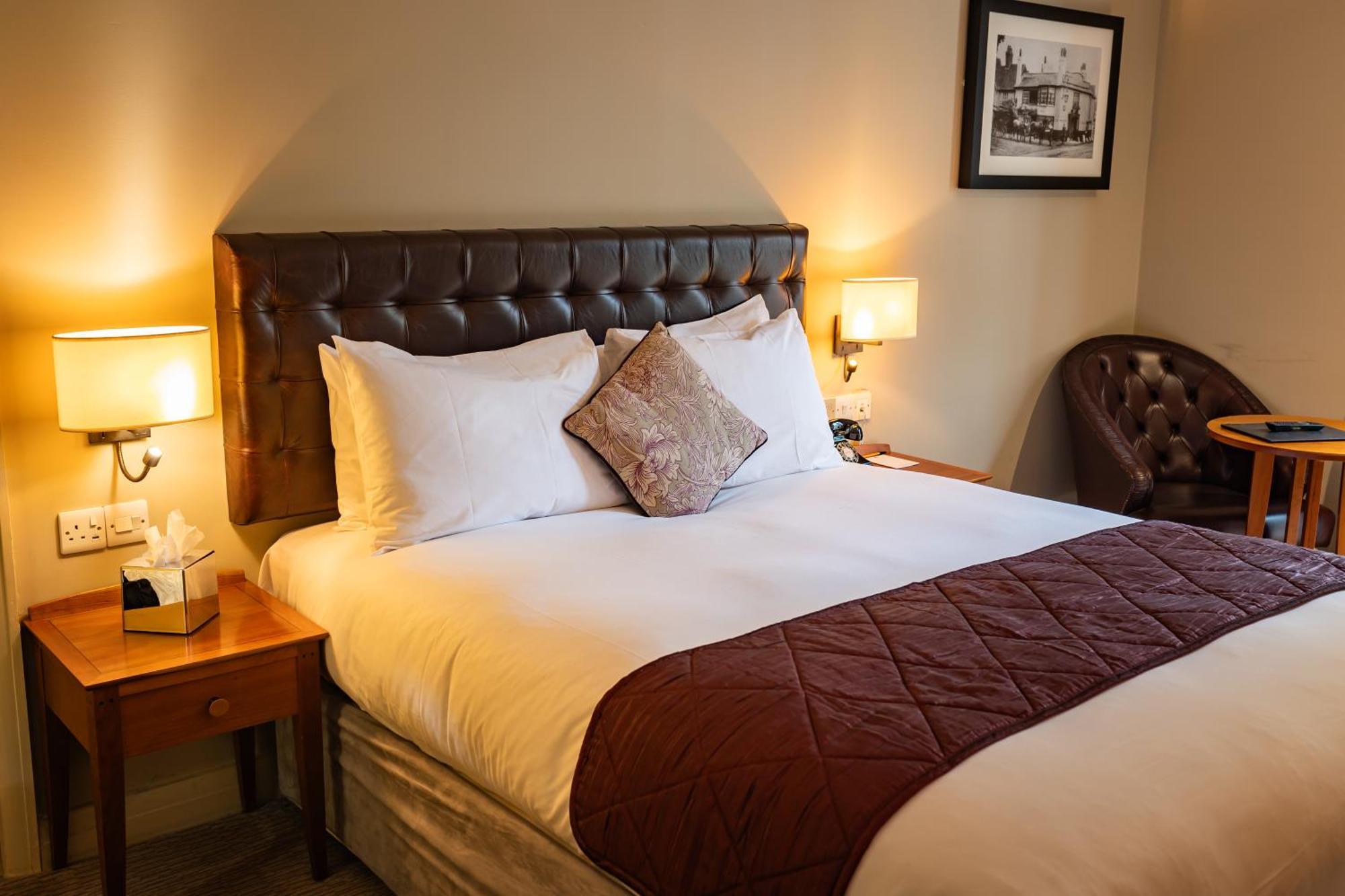 The Red Lion Hotel Hillingdon Luaran gambar
